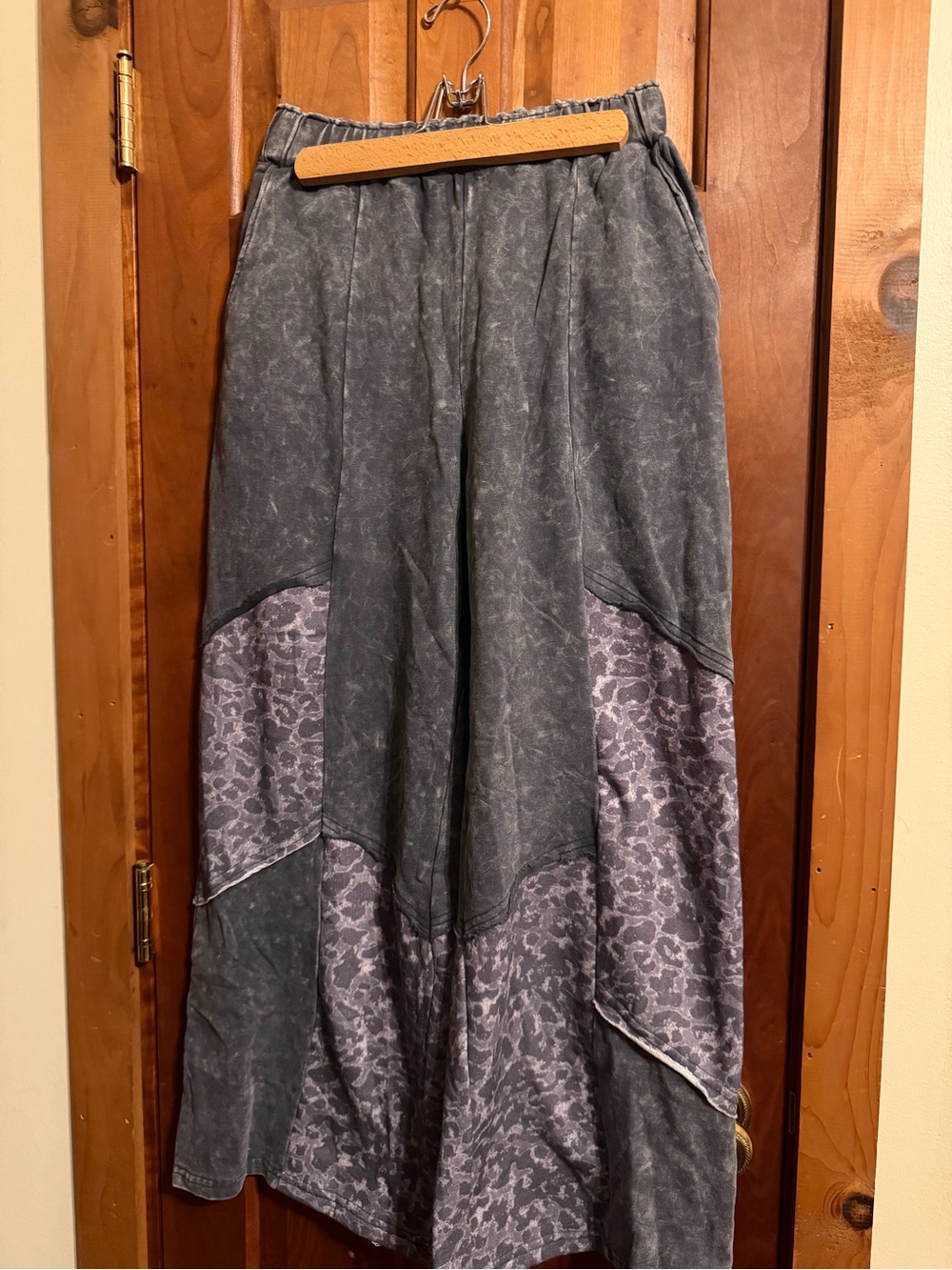 Women's Gray Patterned Animal Print Boho Wide Leg Pants